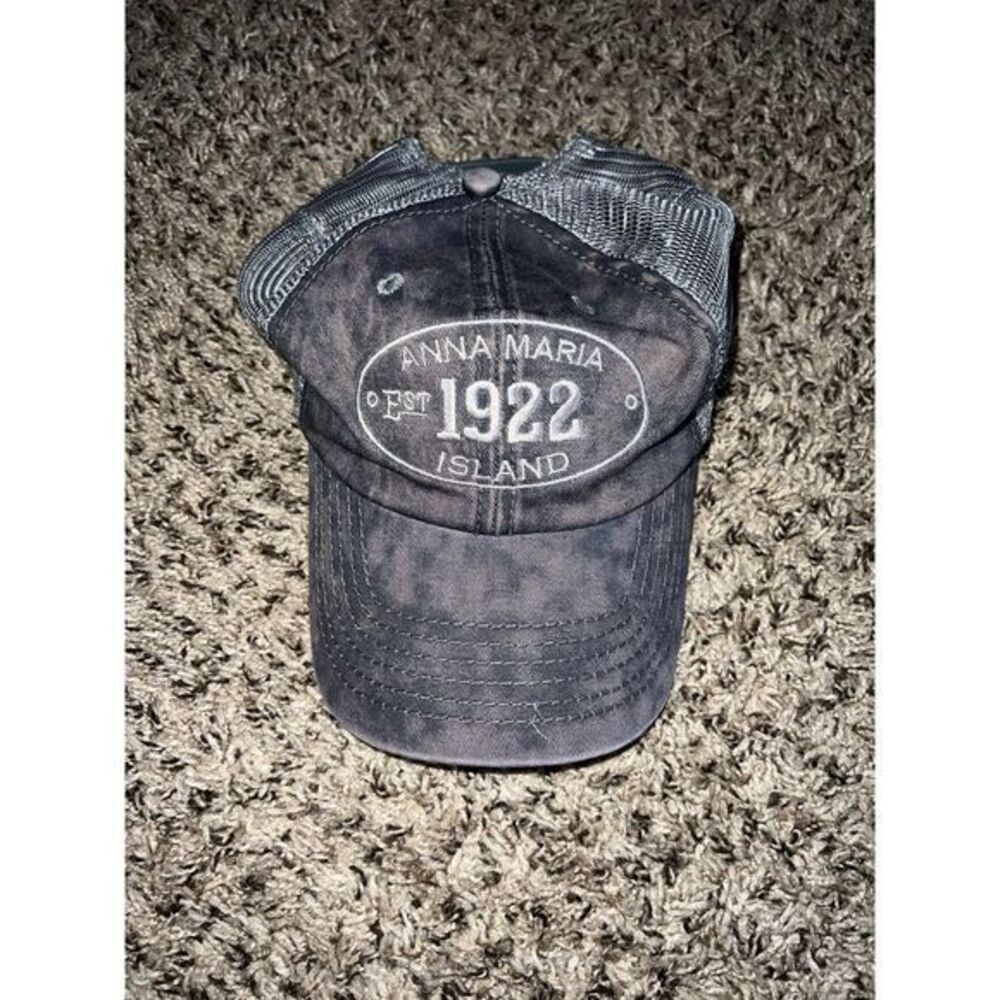 NWOT Anna Maria Island Gray Men's Trucker‎ Hat